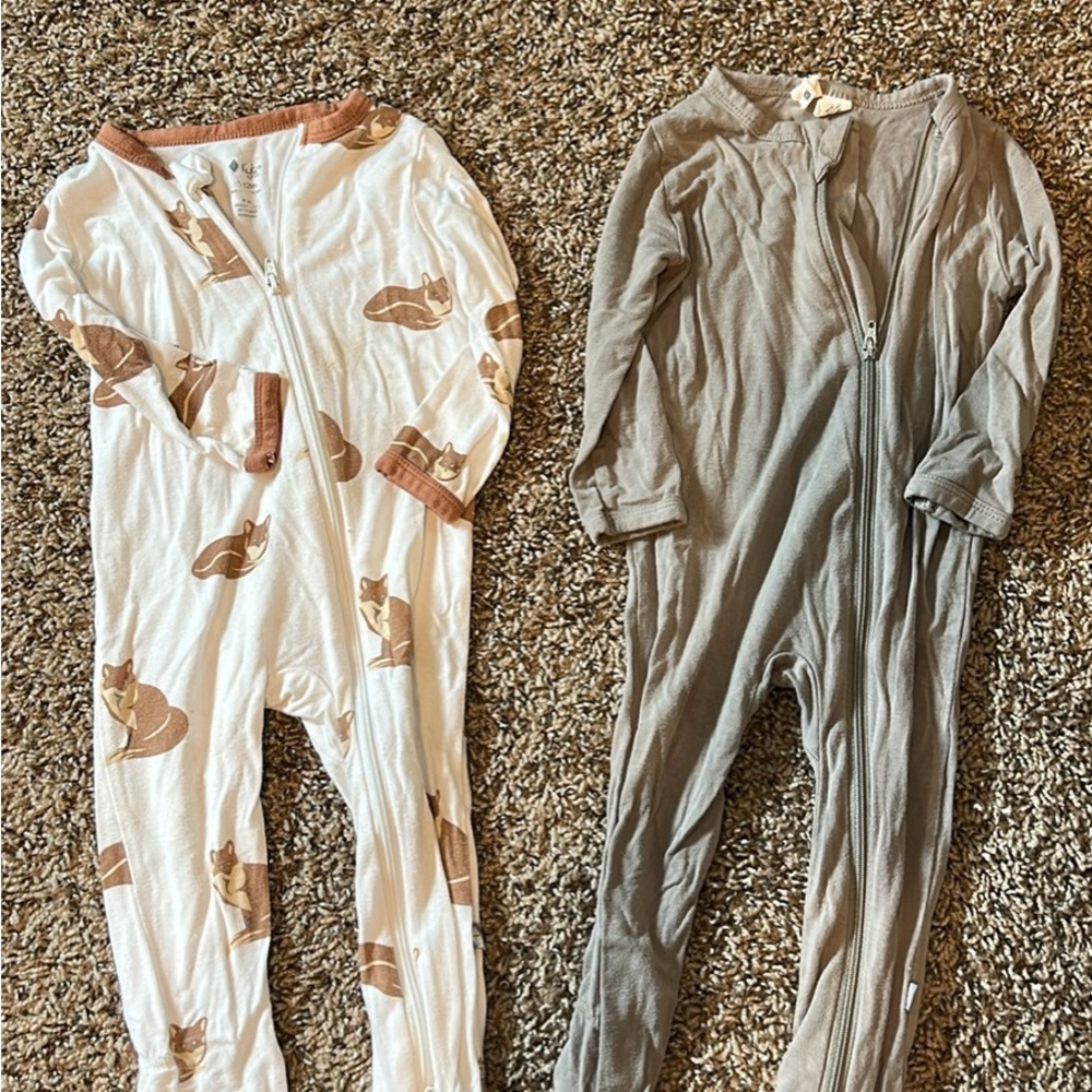 Kyte BABY White and Brown Footies Pajamas